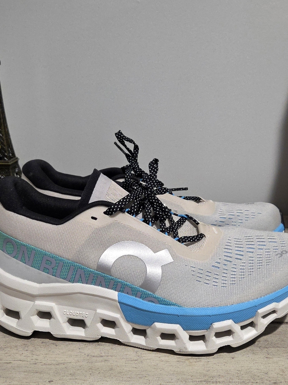 On Cloud Running Women’s Cloudtec Neutral Running Shoes - Light Gray/Blue